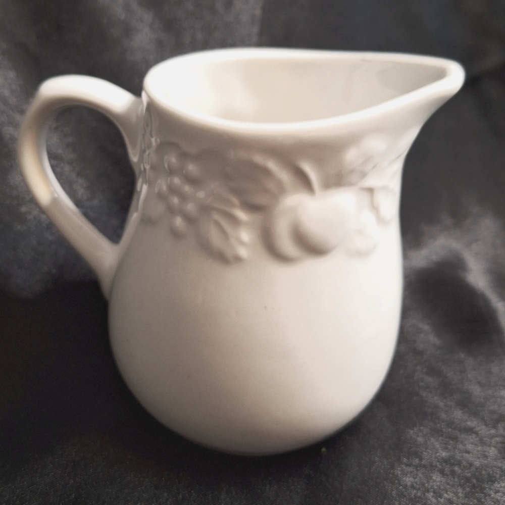 Discontinued Gibson Creamer~Fruit~Embossed 3D Ceramic